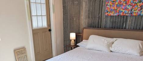 1 bedroom, iron/ironing board, Internet, bed sheets