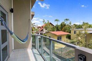 Property grounds - Las Palmas Beach House with Private Pool and Pool Table (Guánica)