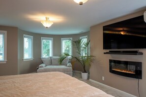 5 bedrooms, WiFi, bed sheets, wheelchair access