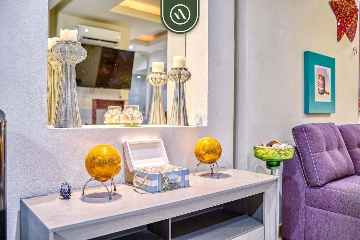 Estudi, 1 llit de matrimoni gran, accés a la piscina (V399 108) | Interior