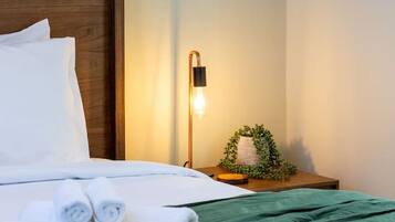 4 makuuhuonetta, silitysrauta/-lauta, Wi-Fi, vuodevaatteet