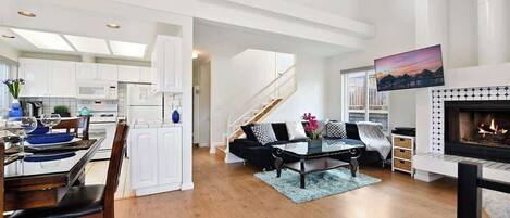 TV, fireplace, offices