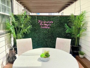 Outdoor dining