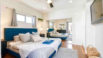 6 habitaciones, tabla de planchar con plancha, wifi y ropa de cama