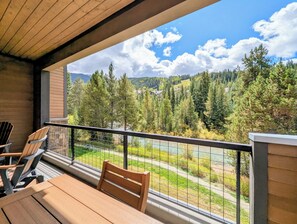 Exterior - Alcove 98 (Keystone)