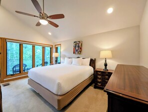 Exterior - Chateaux Dumont 2702 (Keystone)