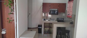 Centrally located and furnished apartment for short stays