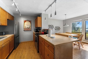 Apartment (1 Bedroom) | Property amenity - Lc108fd1 (Dillon)