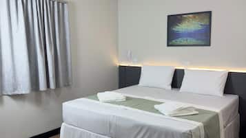 Quarto casal executivo | Wi-Fi de cortesia, roupa de cama