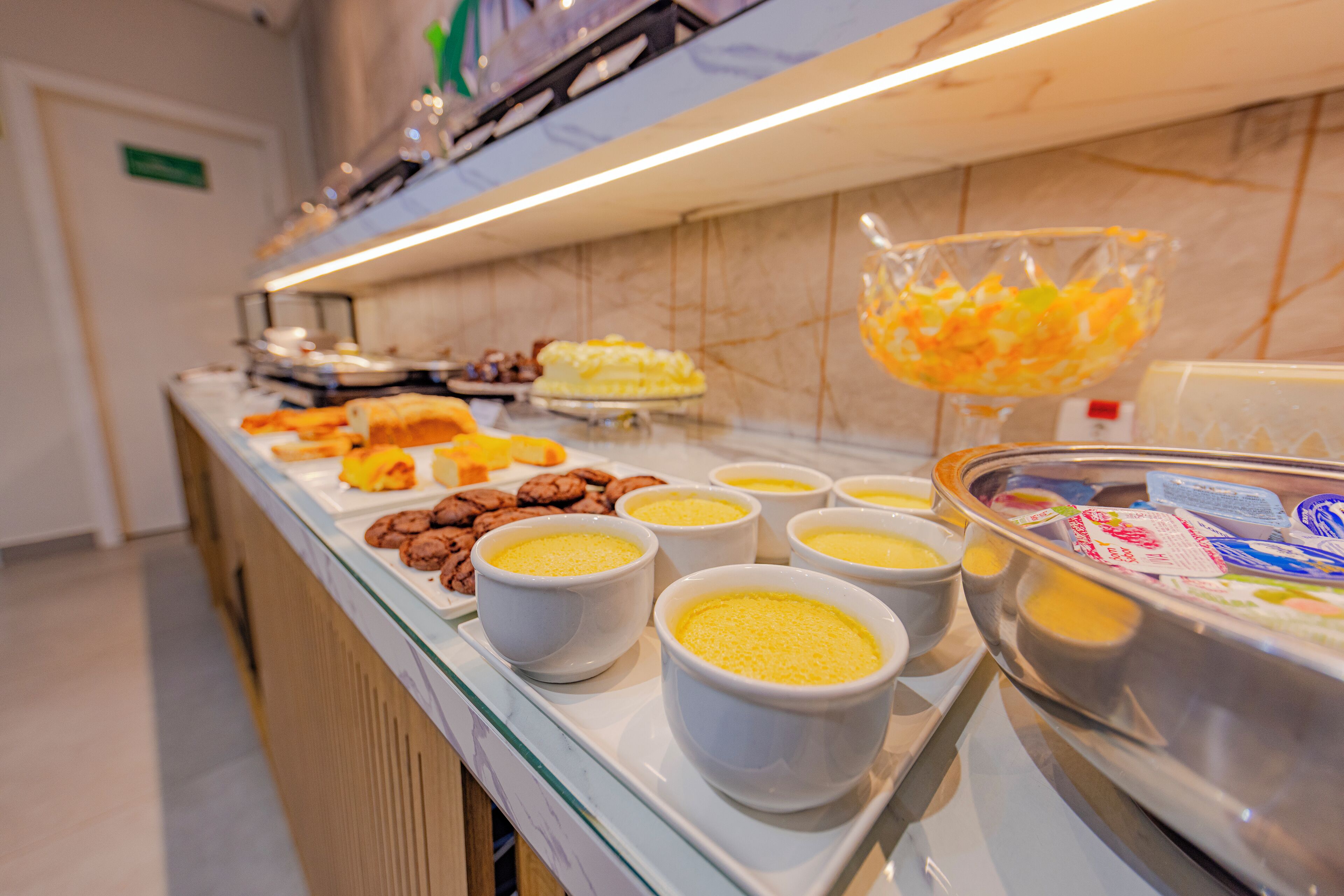 매일 셀프 서비스 무료 아침 식사 포함