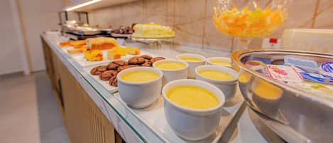 Free daily self-serve breakfast