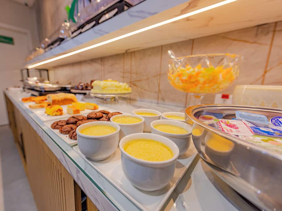 Free daily self-serve breakfast