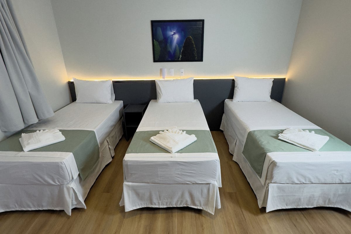 Phòng 3 Executive | Truy cập Internet không dây miễn phí, bộ trải giường