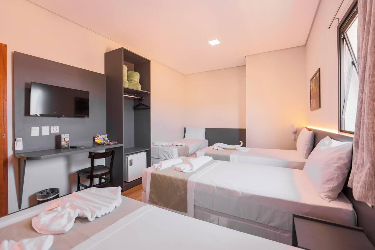 Executive Quadruple Room | Room amenity