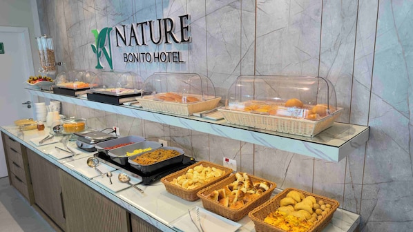 Free daily self-serve breakfast - Nature Bonito Hotel (Bonito)