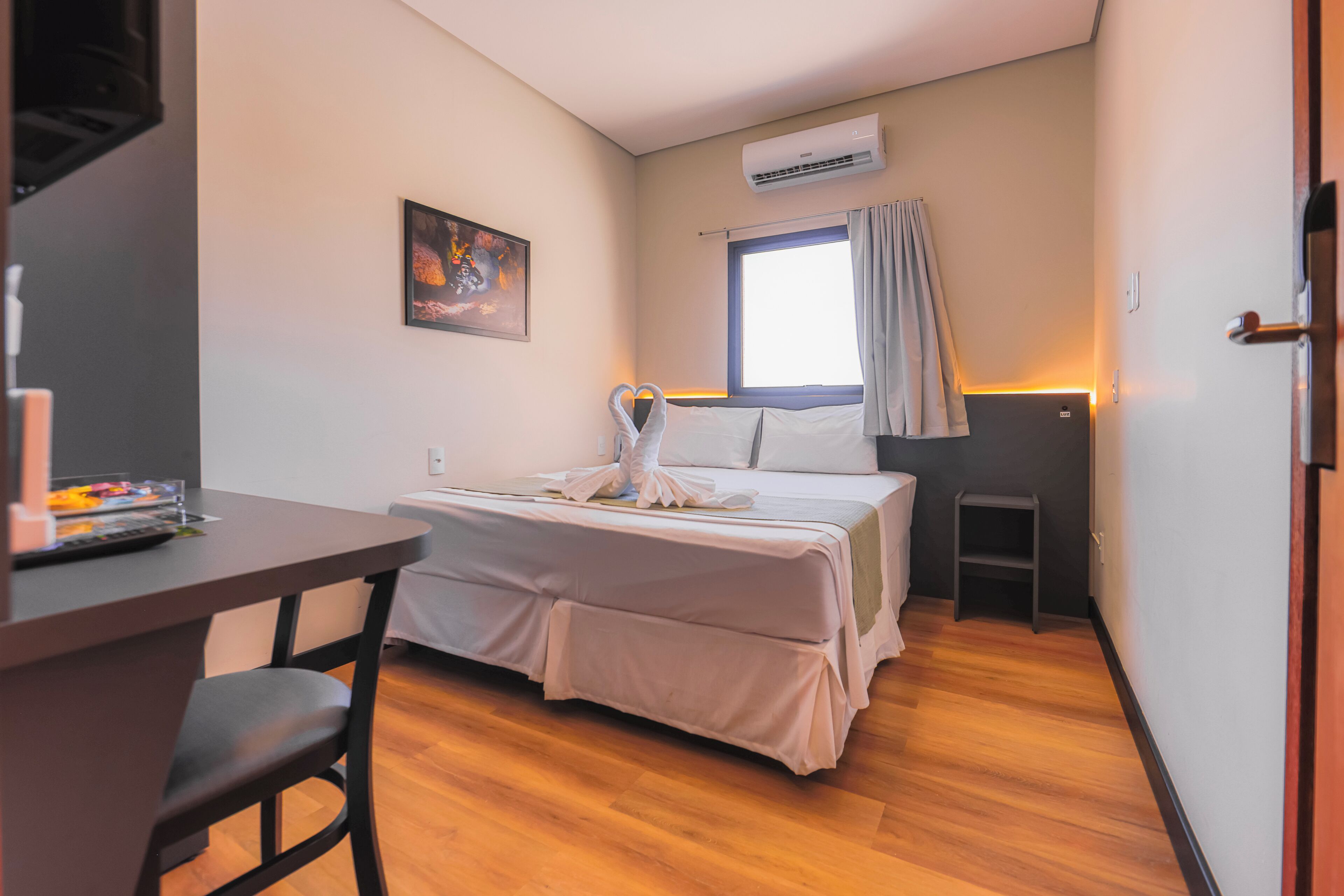 Wifi gratis y ropa de cama 