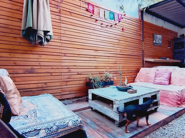 Terrace/patio - Mahatma Suites & Rooms (Santiago)