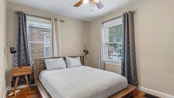 2 Schlafzimmer, Bügeleisen/Bügelbrett, WLAN, Bettwäsche