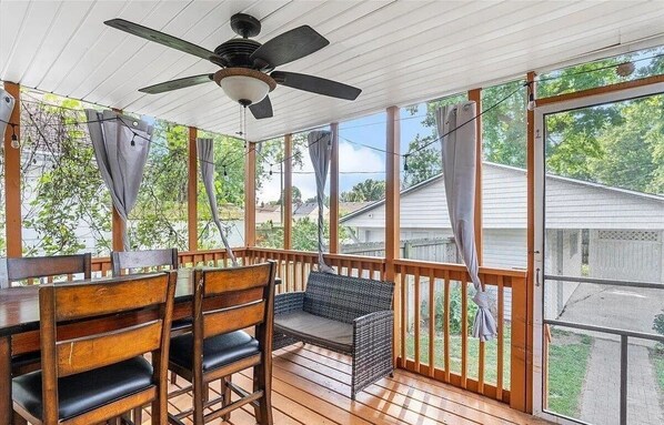 Outdoor dining