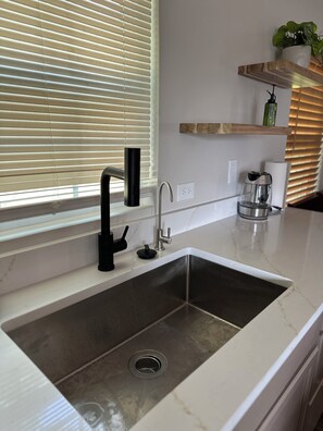 Interior - Treehouse with office and private deck (College Park)