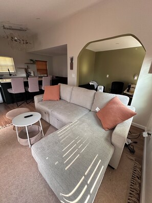 Living area - Treehouse with office and private deck (College Park)