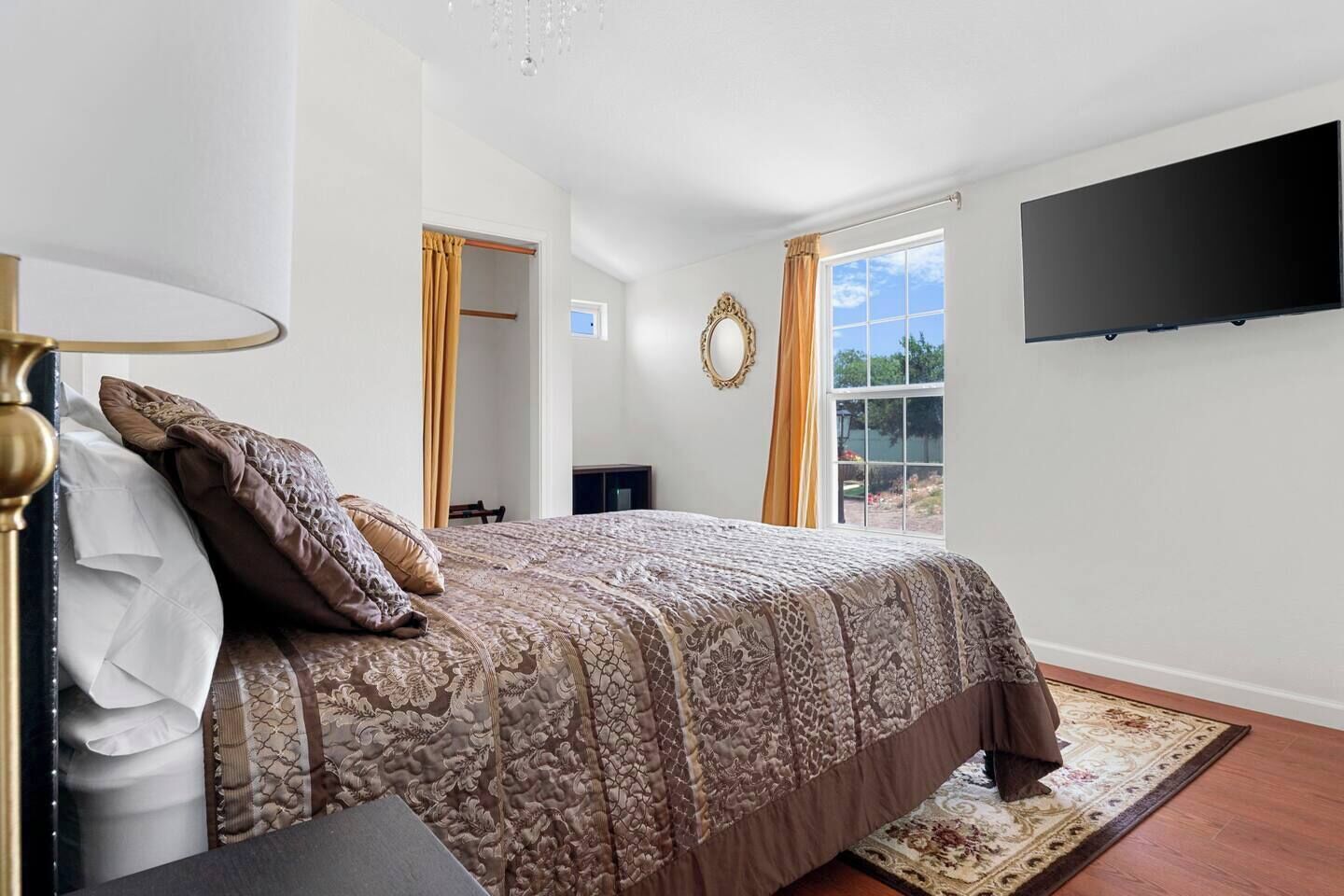 1 bedroom, iron/ironing board, WiFi, bed sheets