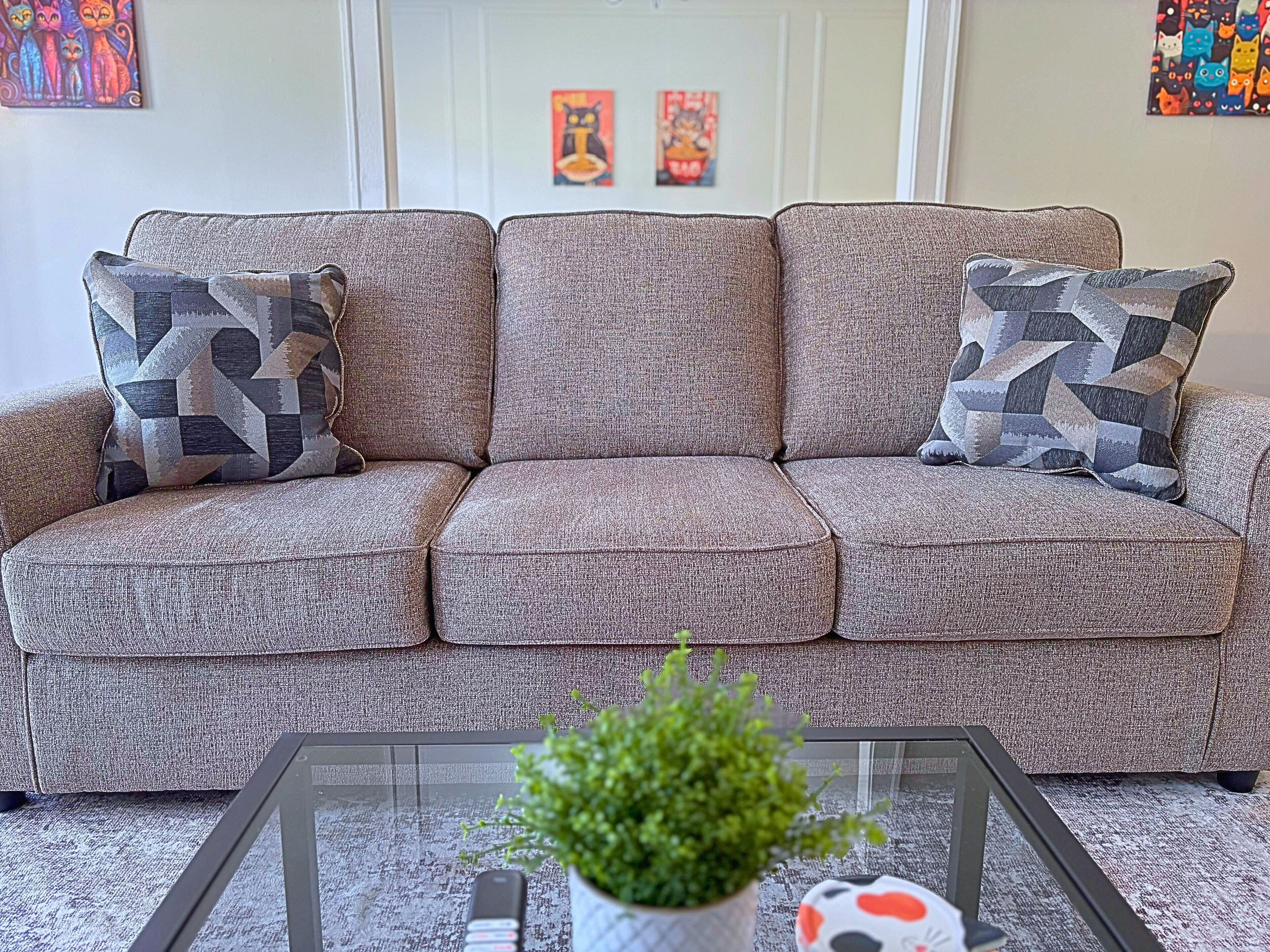 Appartement Confort, 1 grand lit | Aire de séjour | Téléviseur de 55 po avec télévision numérique