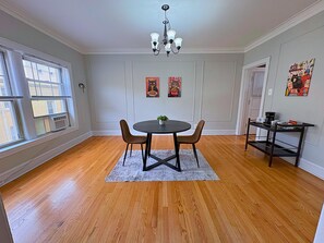 Comfort Apartment, 1 Queen Bed | Dining room - Charming 1BR in Evanston - Hinman B3 (Evanston)