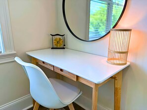 Interior detail - Well-Equipped 2BR - Greenbay 301 (Evanston)
