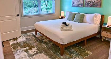 Well-Equipped 2BR - Greenbay 301