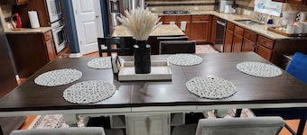 Spacious 7BR Home in Lilburn - Metro Atlanta