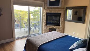 5 عدّة غرف نوم ومكتب ومكواة/لوح كي وسرير سفر