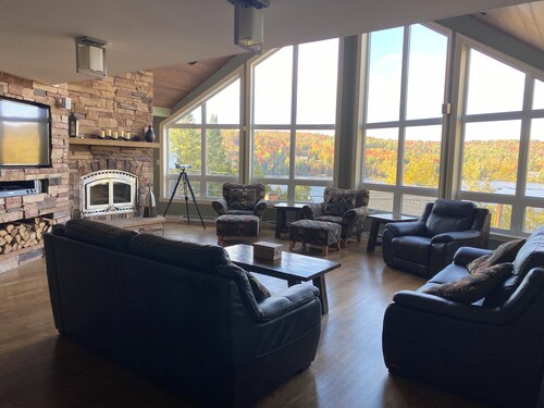 Panoramic view of Lac Masson. A lot of activities! Rental 31 days and more