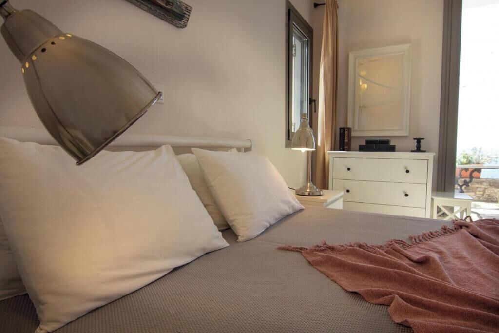 1 bedroom, internet, bed sheets