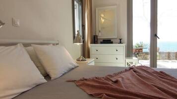 Acceso a internet y ropa de cama