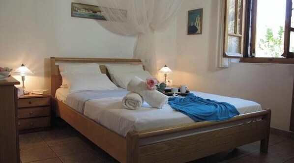 Internet, bed sheets