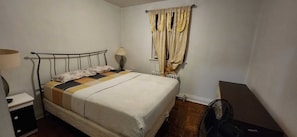 WiFi, bed sheets