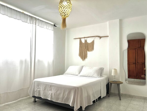 1 bedroom, WiFi, bed sheets