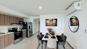 Micro-ondas, fogão, cooktop, lava-louças