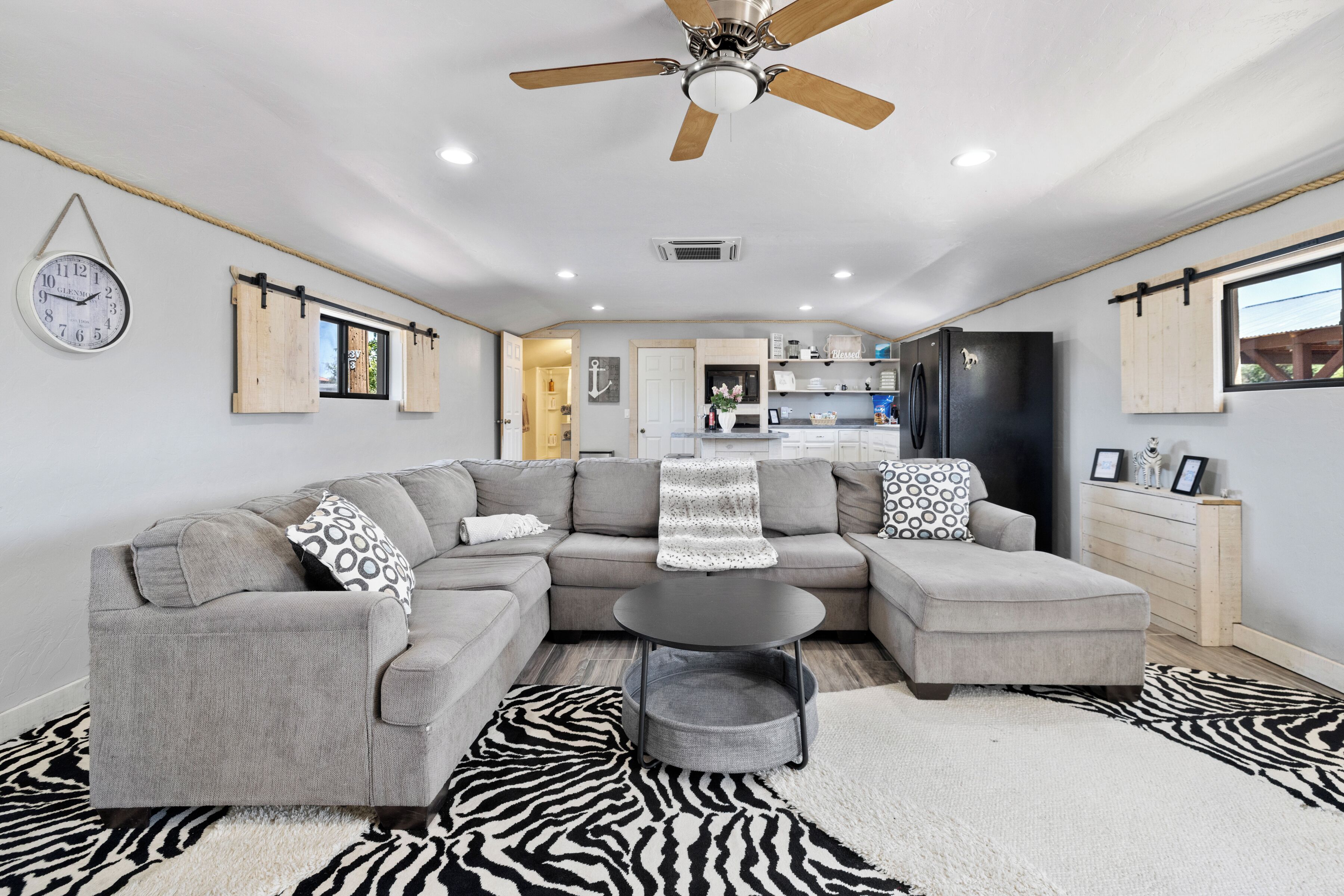 6 bedrooms