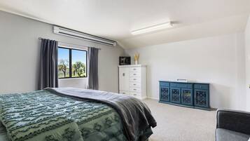 4 bedrooms