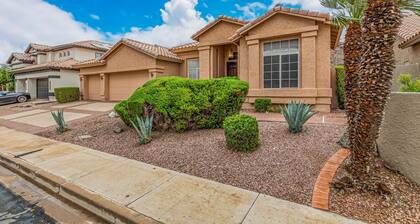 Desert Oasis Retreat w/ Pool & Mountain Views