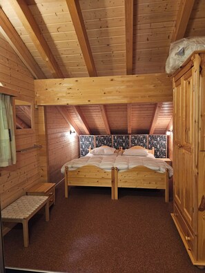 5 chambres, fer et planche à repasser, accès Internet