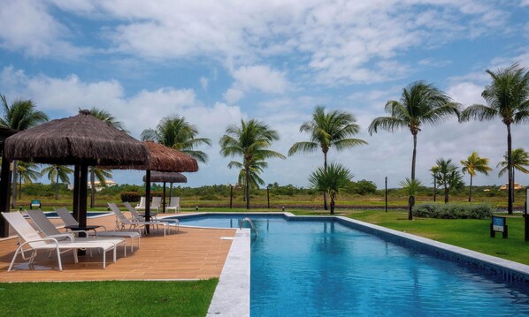 Pool - Aptin Condo With Pool at Praia do Forte Ipf0201 (Mata de São João)