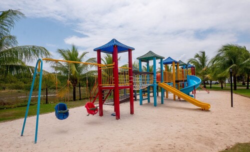 Aptin Condo With Pool at Praia do Forte Ipf0201