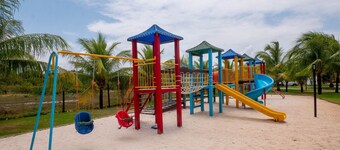 Aptin Condo With Pool at Praia do Forte Ipf0201