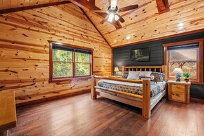 8 bedrooms, free WiFi, bed sheets, wheelchair access