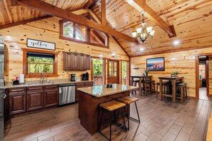 Mikrowelle, Ofen, Herdplatte, Geschirrspüler