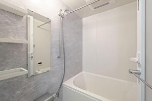 Room - aLATO Kinshicho (Tokyo)