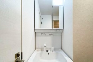 Bathroom - aLATO Kinshicho (Tokyo)